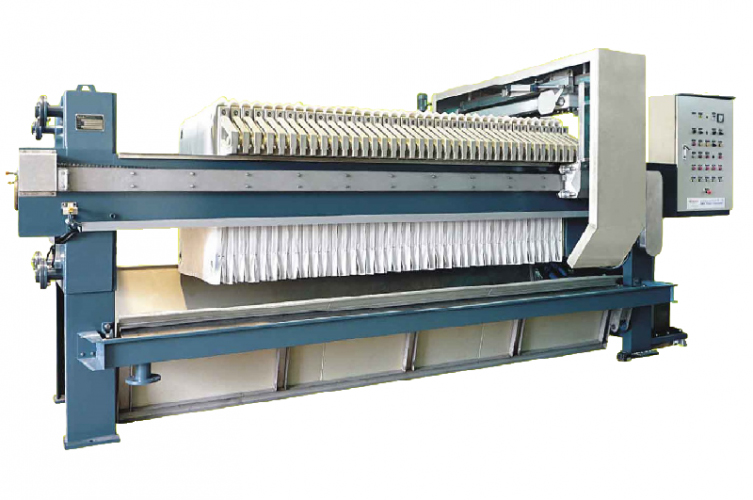 Filter press cloth cleaning